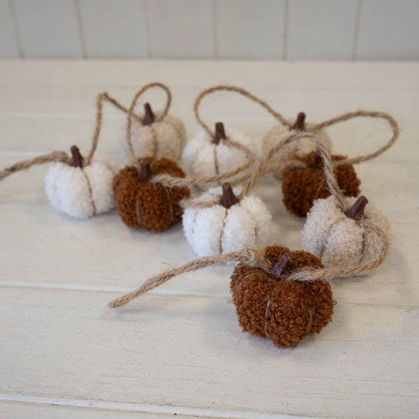 Boucle Pumpkin Garland White Beige and Brown 150cm-2
